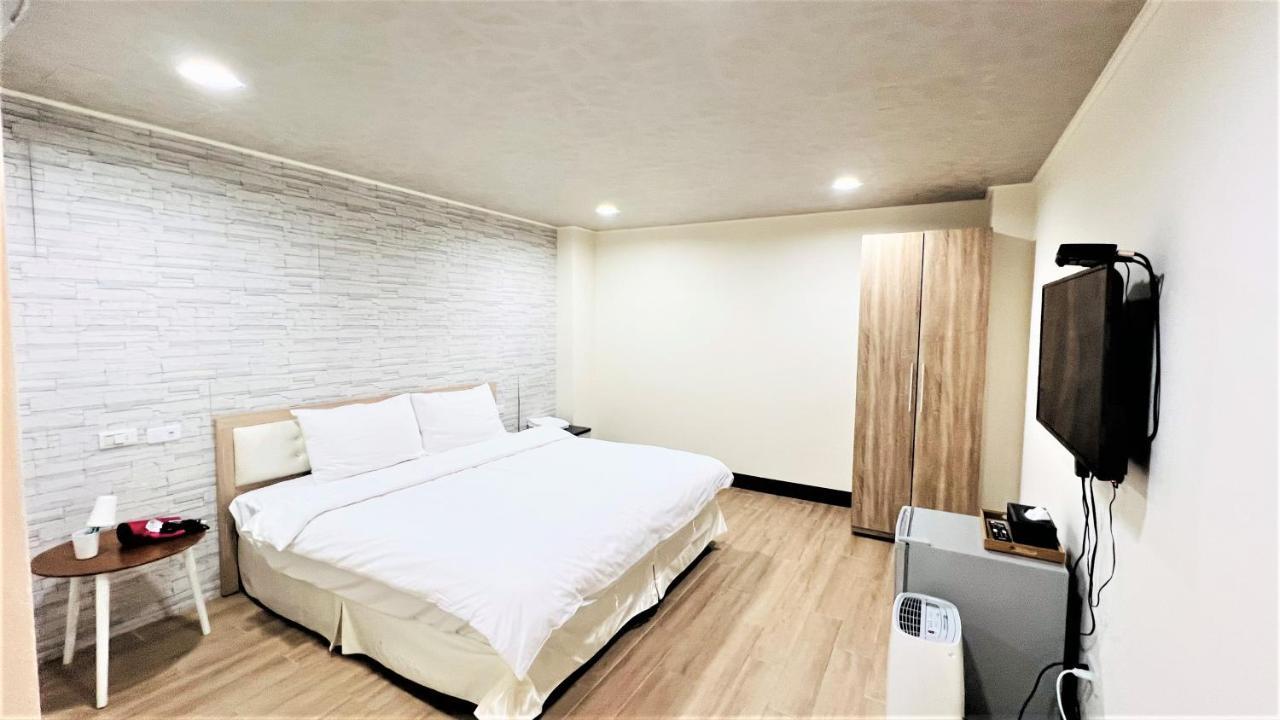 דירות טאינאן Shining House מראה חיצוני תמונה